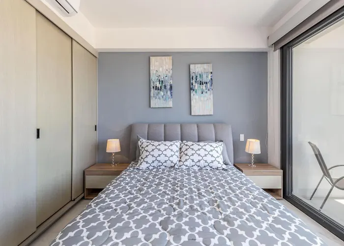 Сasa de vacaciones New 2 Bedroom Right Next To The - Pool *