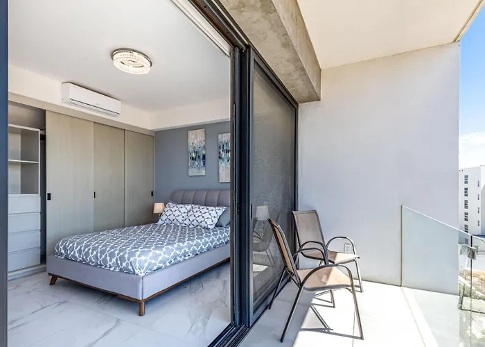 New 2 Bedroom Right Next To The - Pool Сasa de vacaciones *